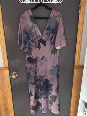ASOS Curve Dusty Mauve Floral V-Neck Midi Dress